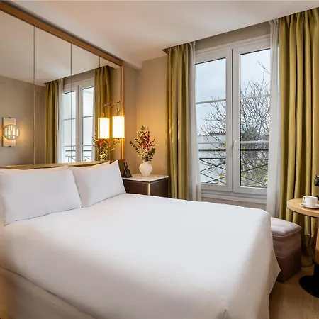 Hotel Le Belgrand Champs Elysees Tapestry By Hilton