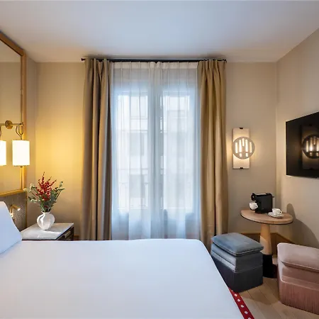 Hotel Le Belgrand Champs Elysees Tapestry By Hilton Parigi
